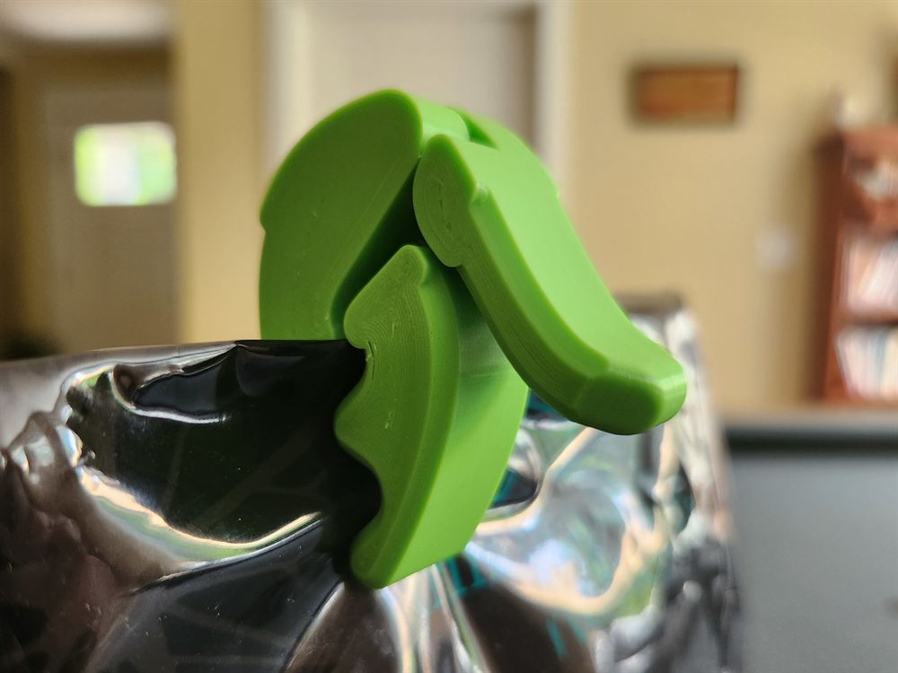 Cam-Lock Bag Clip — 3D printed in PLA